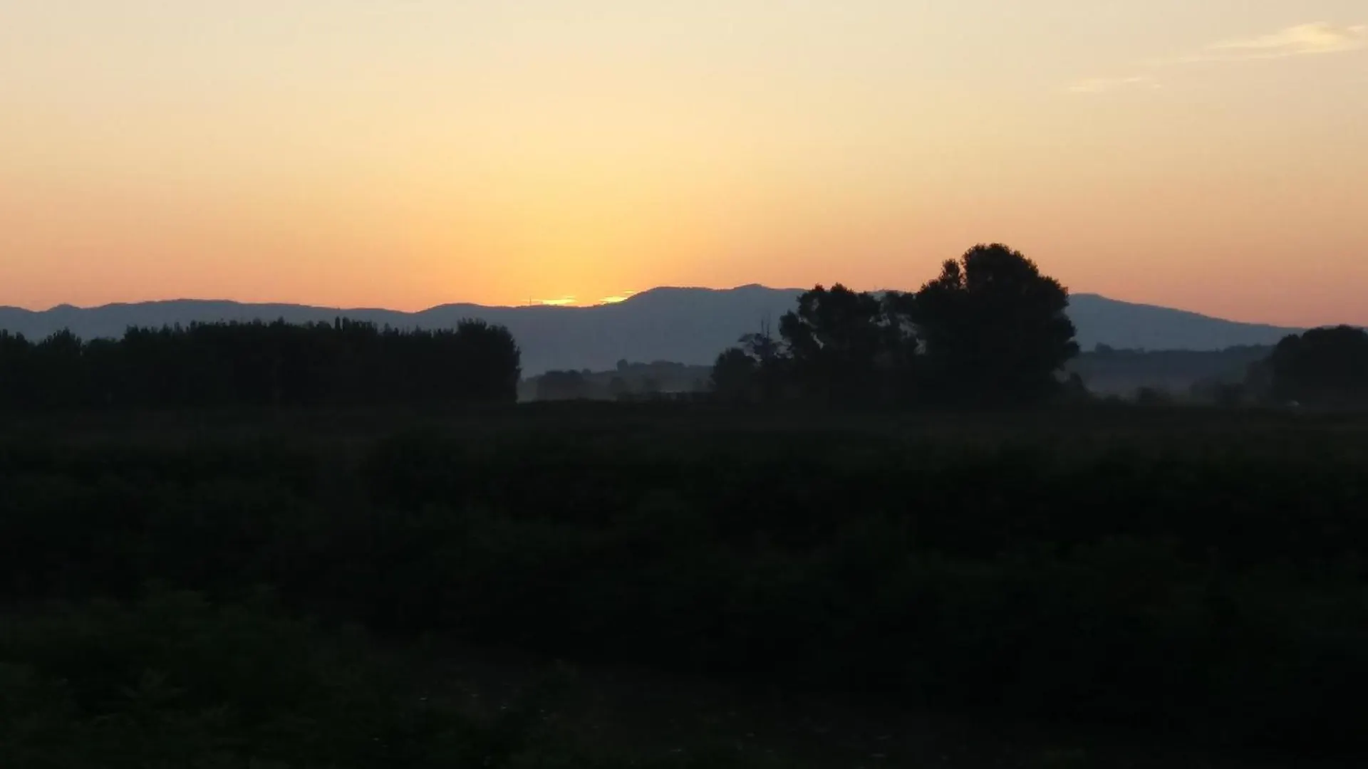 Podere Gian Battaglia contacts